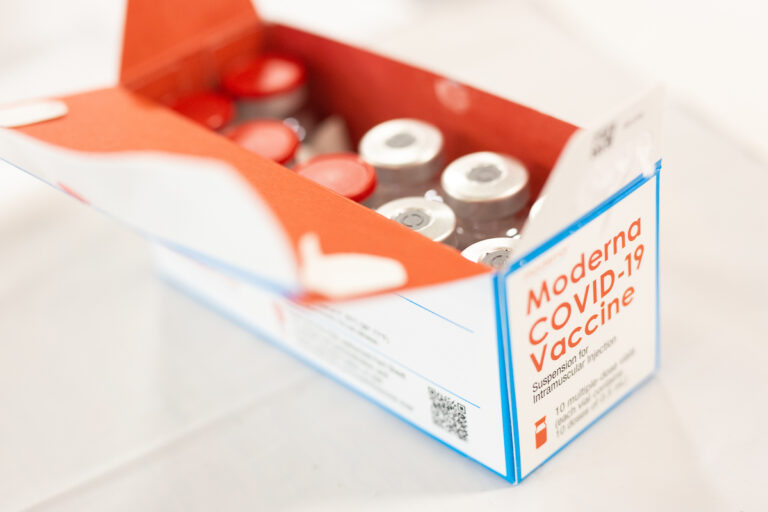 210202_vm_covid_vaccine_0212