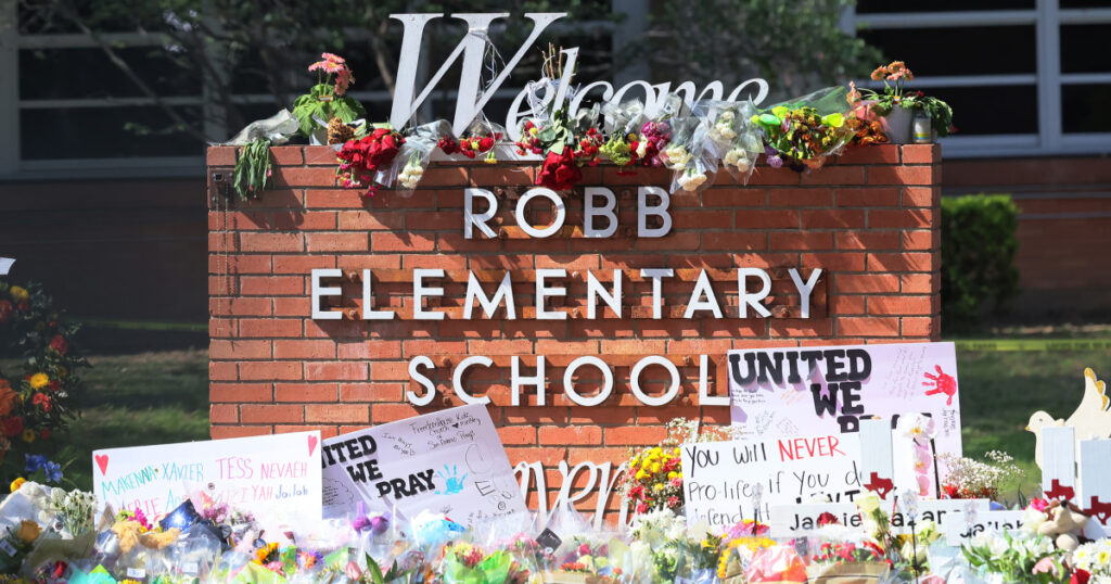 220531-uvalde-texas-robb-elementary-ac-552p-325740
