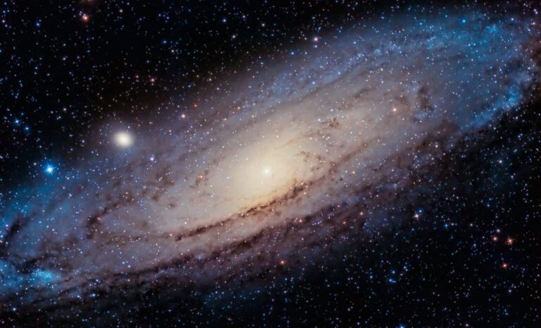 Astrophotographer-Spends-80-Hours-to-Capture-What-NASA-Hasnt-Shown-You-About-Andromeda