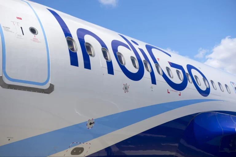 CLOSE-UP-ON-A320neo-INDIGO-FUSELAGE_CE-AC-649-scaled-e1706267610695