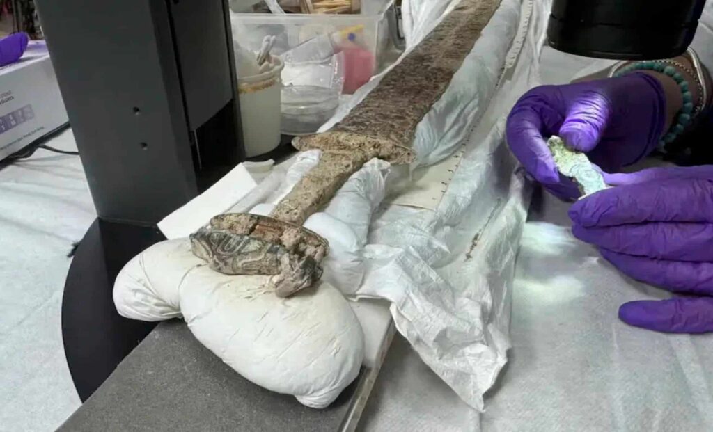 Discovery-of-a-Sixth-Century-Sword-May-Unlock-Secrets-of-the-Dark-Ages