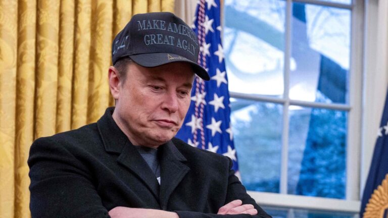 FILES-US-POLITICS-TRUMP-MUSK-0_1745481219990_1745481310719