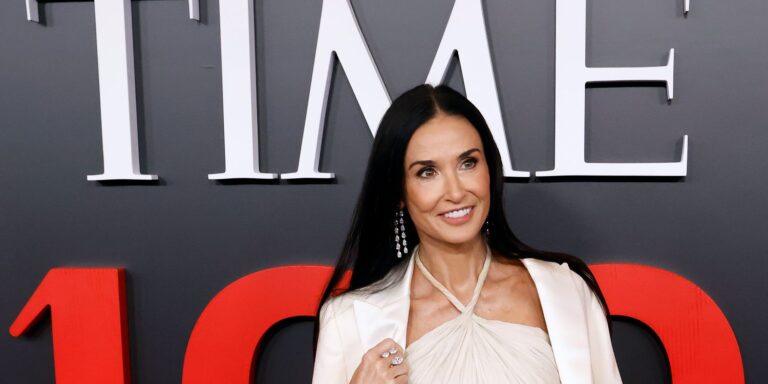 demi2-bd34f64538c6438cb5c26d9c5ffecd1e