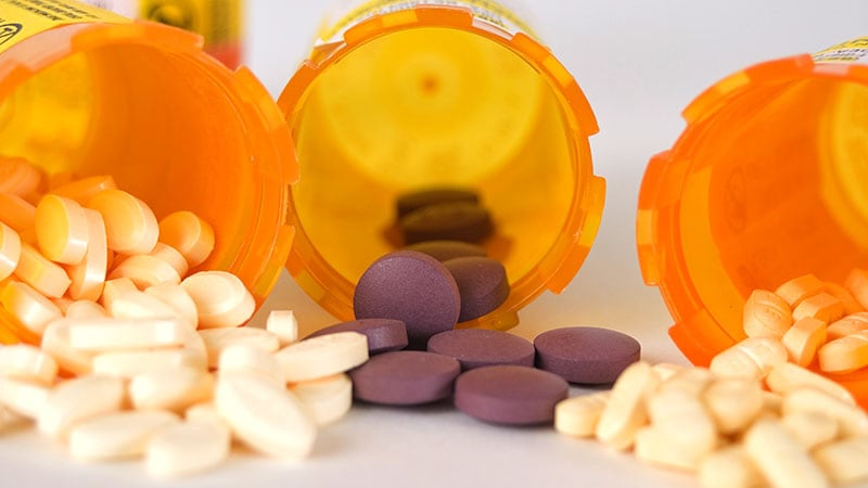 dt_250421_unlabeled_medications_800x450