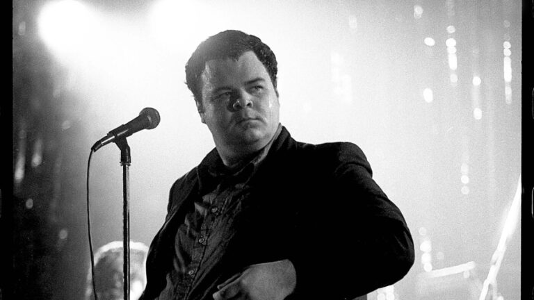 Photo of David THOMAS and PERE UBU