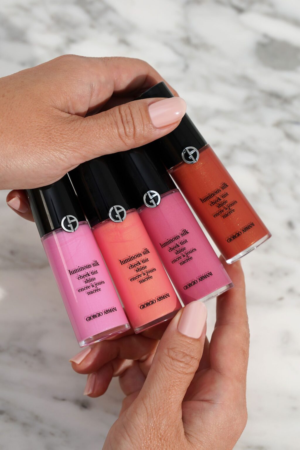 Armani-Luminous-Silk-Cheek-Tint-Shine-review-beautylookbook