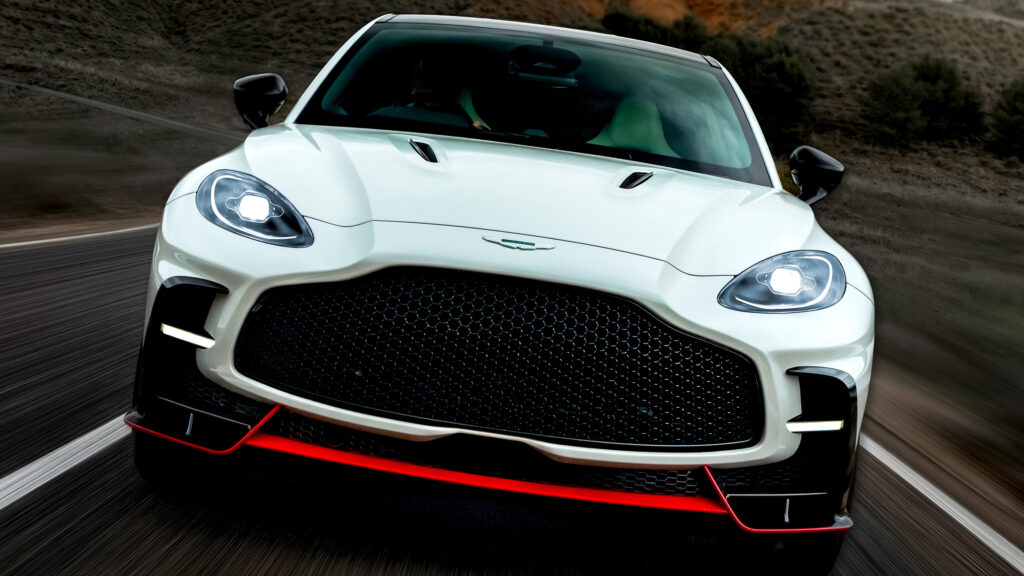 Aston-Martin-DBX-S_2-fwefsdsd