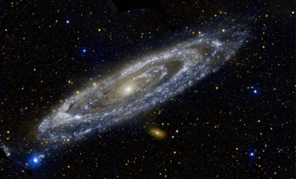 Astronomers-Stunned-by-Astonishing-Galaxies-Pointing-Right-at-Us